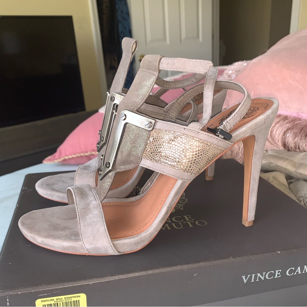 Vince Camuto stiletto. Color: Taupe/Grey , suede , Sz: 9.5 worn only once! - Picture 2 of 4